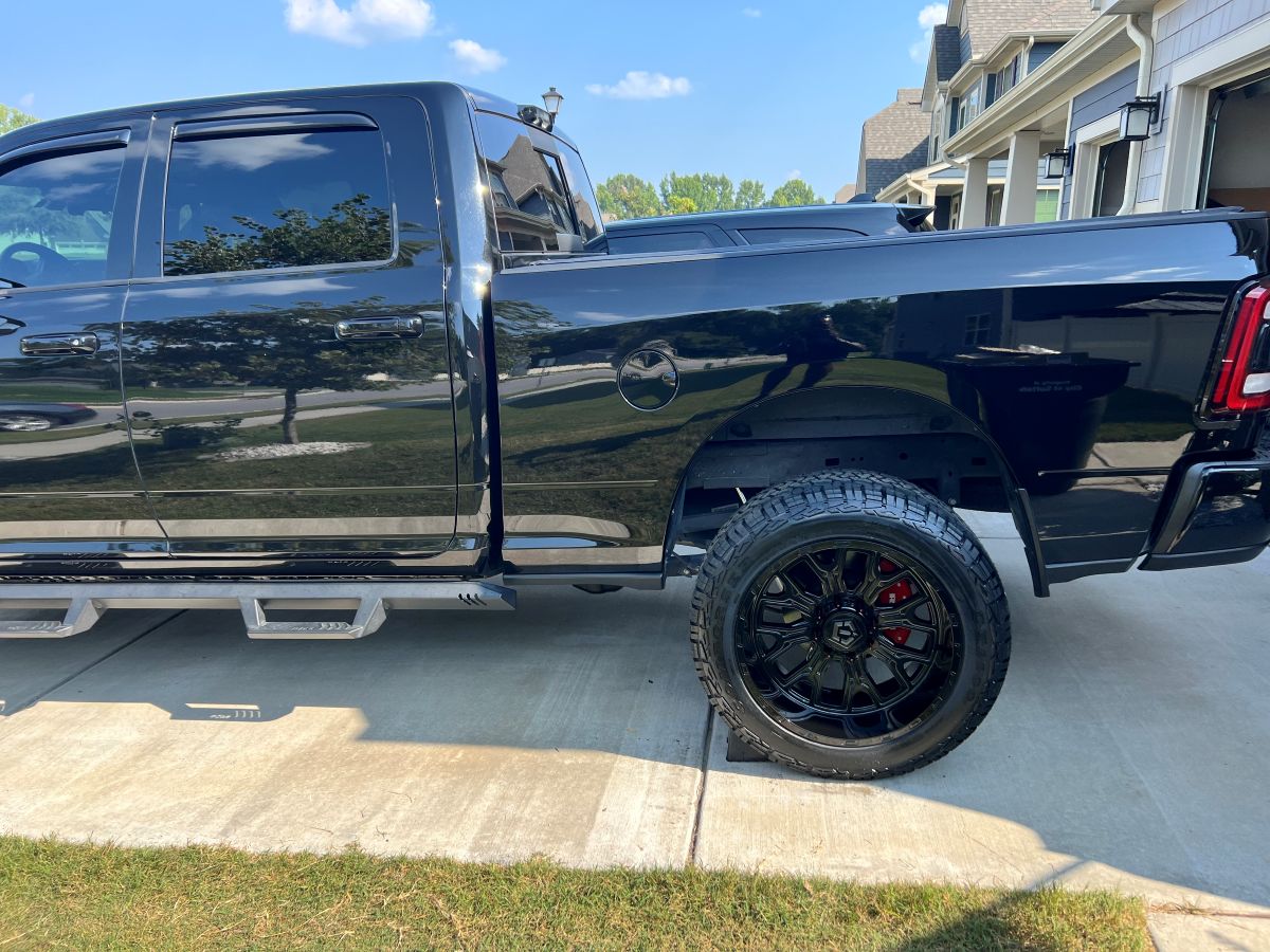 TIS Offroad Wheels TIS オフロード ホイール 560B | GLOSS BLACK