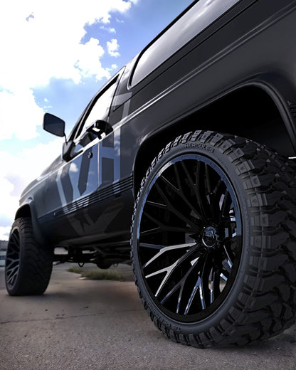 TIS Offroad Wheels TIS オフロード ホイール 566BM | GLOSS BLACK WITH CNC MILLED ACCENTS