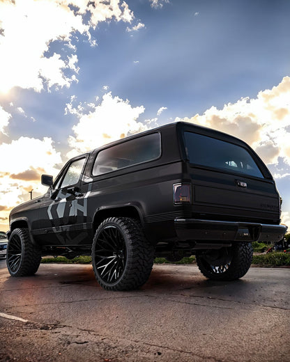 TIS Offroad Wheels TIS オフロード ホイール 566BM | GLOSS BLACK WITH CNC MILLED ACCENTS