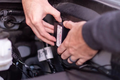 Aspire Auto Accessories The Brite Box ライティング制御モジュール (2nd タンドラ 2014-2017)