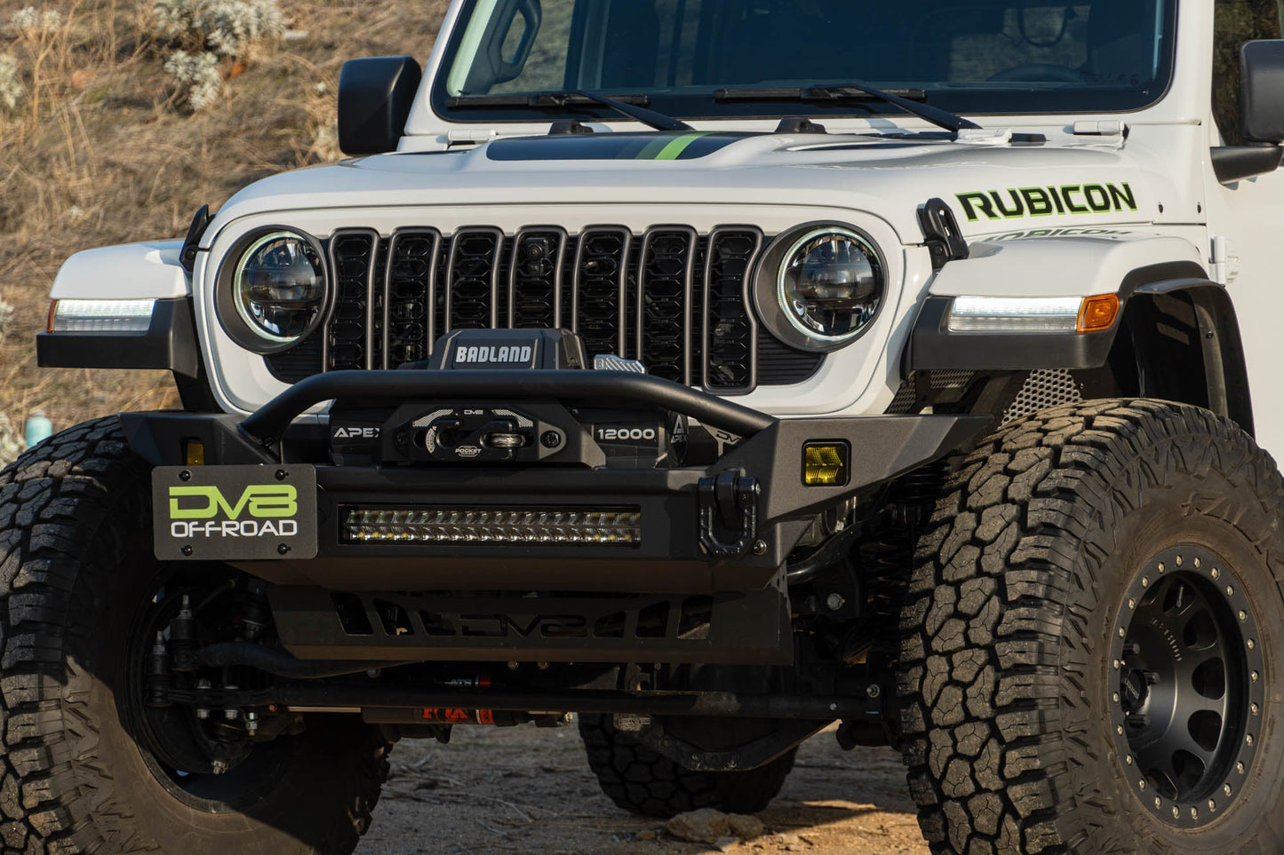 DV8 Offroad ユニバーサル クイックリリース Dリング ナンバープレートマウント