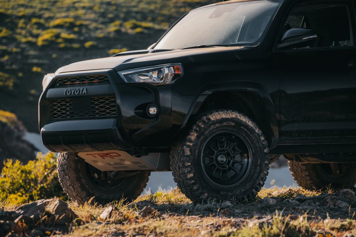 BLACK RHINO ブラックライノ ホイール BR021 MONDO | MATTE BLACK W/ GLOSS BLACK LIP