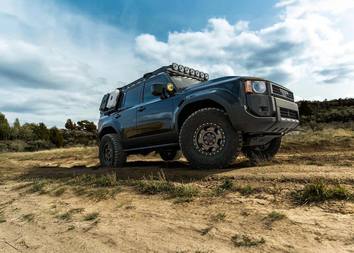 BLACK RHINO ブラックライノ ホイール BR029 TROOPER | BURNT BRONZE W/ MATTE BLACK LIP