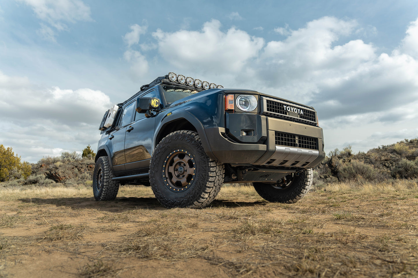 BLACK RHINO ブラックライノ ホイール BR029 TROOPER | BURNT BRONZE W/ MATTE BLACK LIP