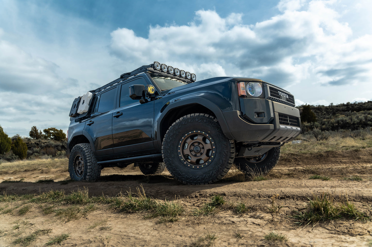 BLACK RHINO ブラックライノ ホイール BR029 TROOPER | BURNT BRONZE W/ MATTE BLACK LIP