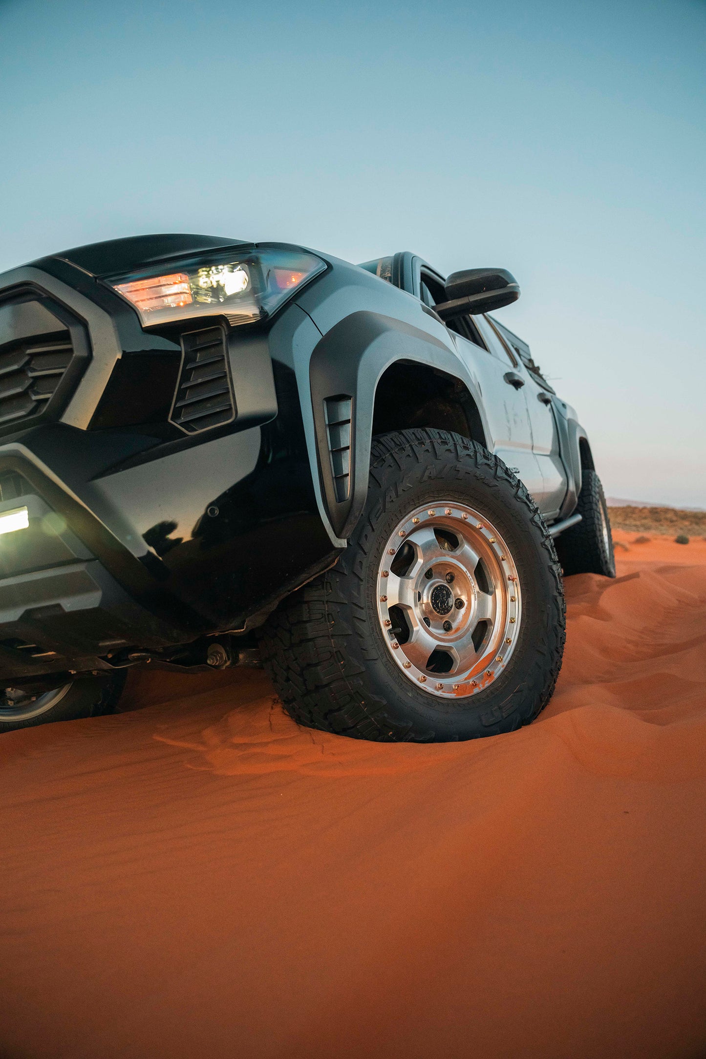 BLACK RHINO ブラックライノ ホイール BR029 TROOPER | GLOSS SILVER W/ MACHINED FACE