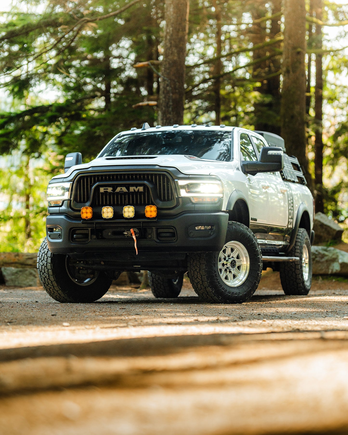 BLACK RHINO ブラックライノ ホイール BR032 ECHO | GLOSS SILVER W/ MACHINED FACE