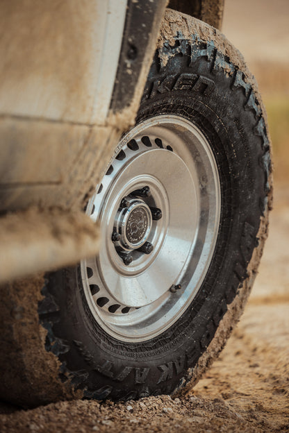 BLACK RHINO ブラックライノ ホイール BR036 BASIN | GLOSS SILVER W/ MACHINED FACE