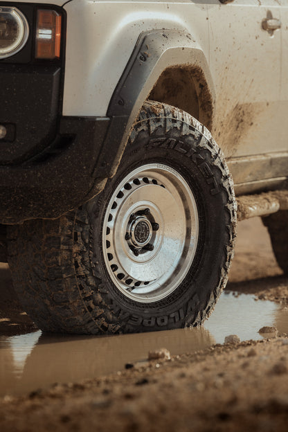 BLACK RHINO ブラックライノ ホイール BR036 BASIN | GLOSS SILVER W/ MACHINED FACE