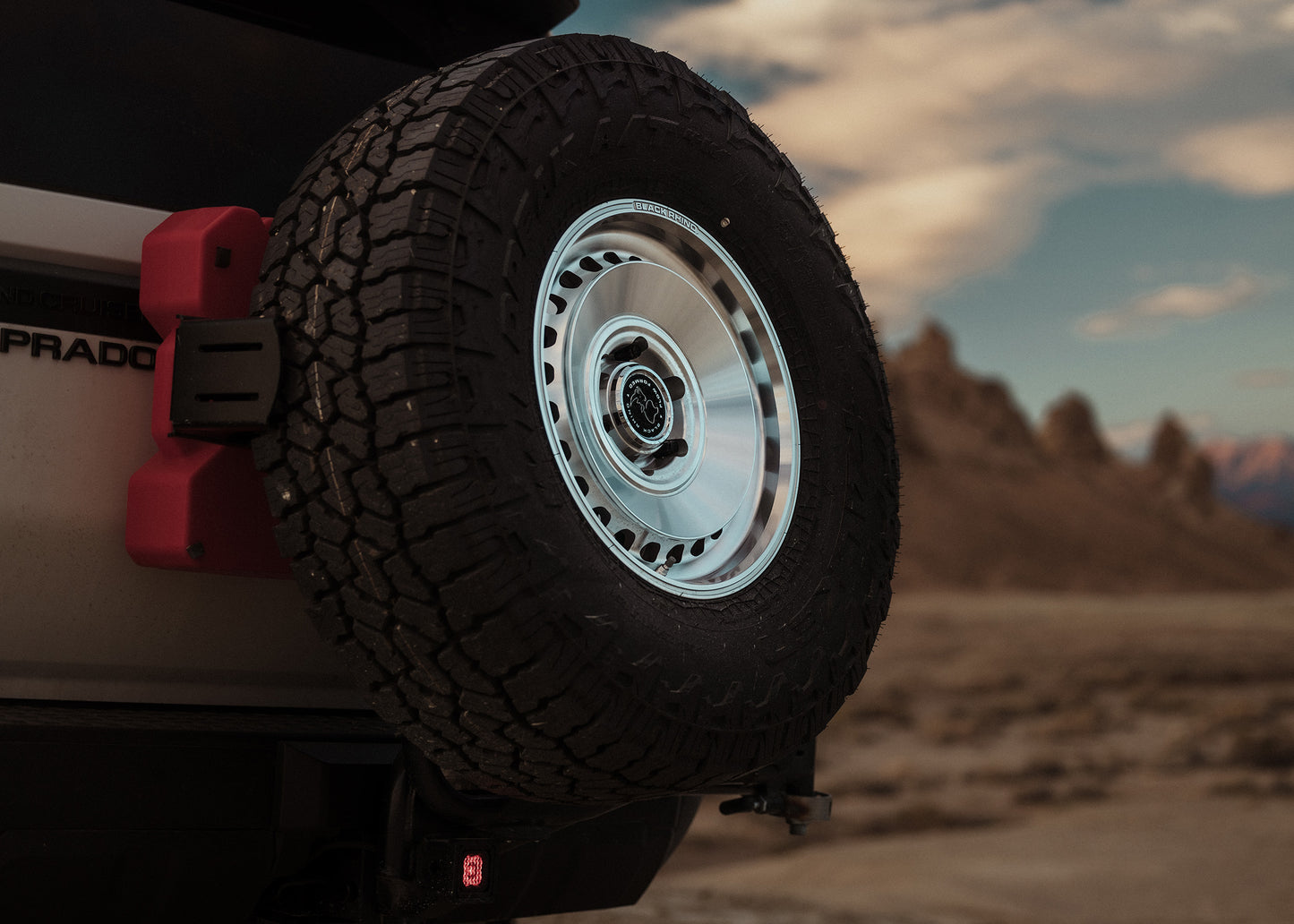 BLACK RHINO ブラックライノ ホイール BR036 BASIN | GLOSS SILVER W/ MACHINED FACE