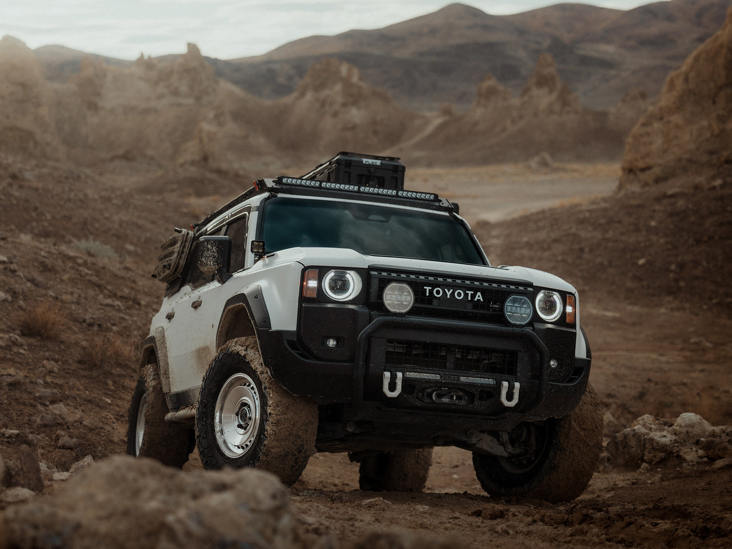 BLACK RHINO ブラックライノ ホイール BR036 BASIN | GLOSS SILVER W/ MACHINED FACE