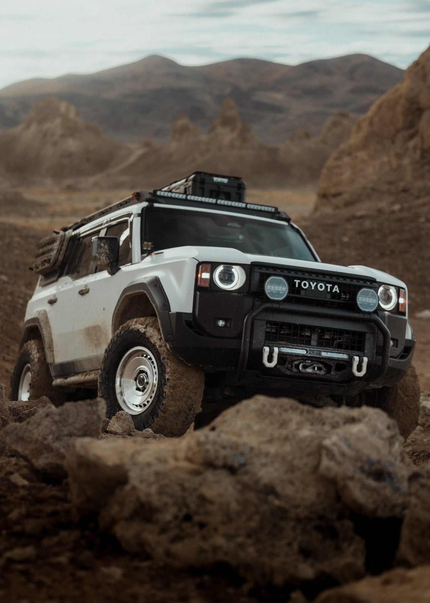 BLACK RHINO ブラックライノ ホイール BR036 BASIN | GLOSS SILVER W/ MACHINED FACE