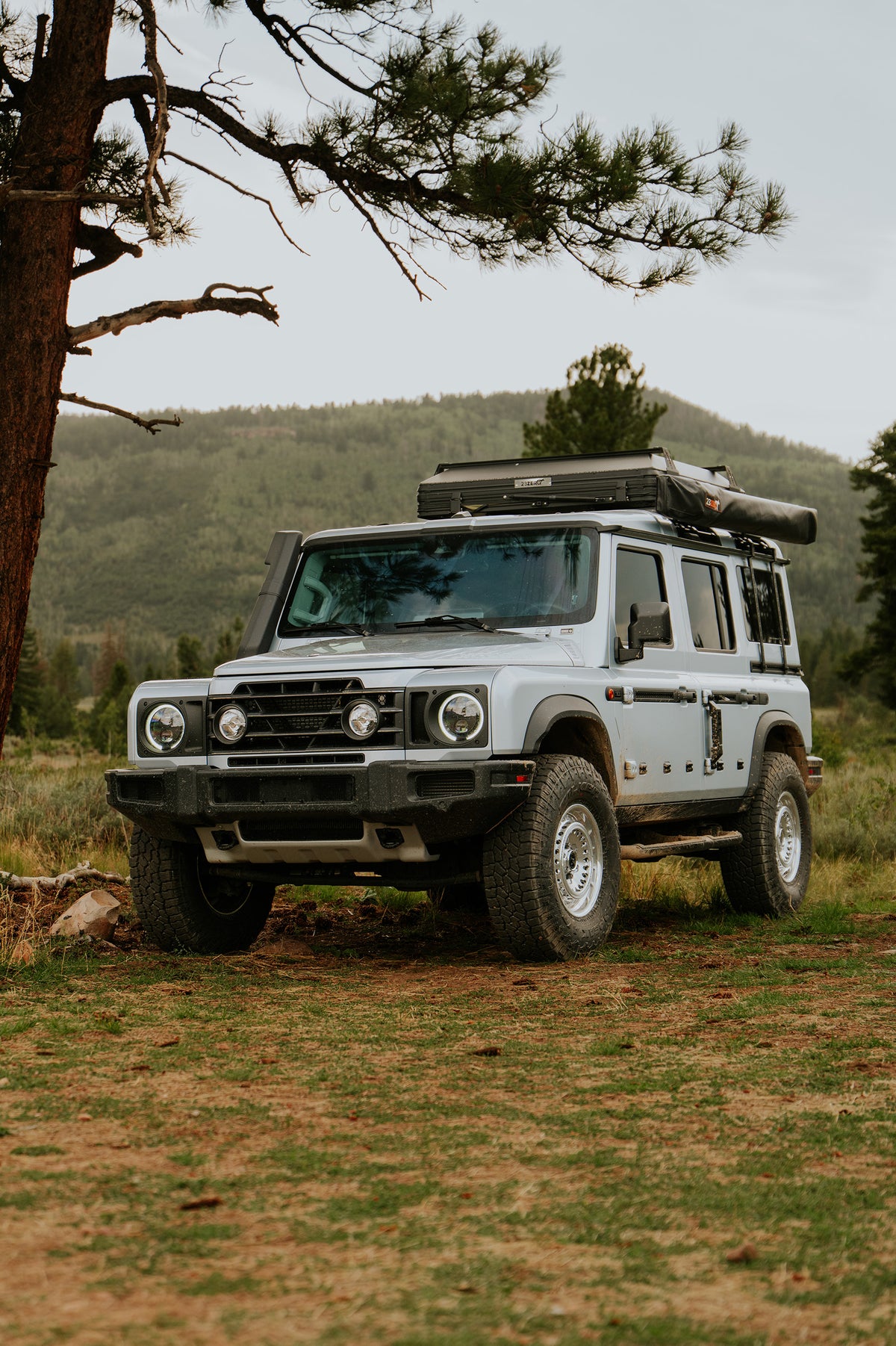 BLACK RHINO ブラックライノ ホイール BR601 BASTION | GLOSS SILVER MACH-FACE POL-LIP