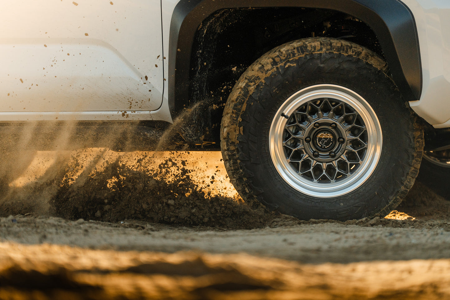 BLACK RHINO ブラックライノ ホイール BR034 GRAZ | GLOSS GUNMETAL W/ MACHINED LIP