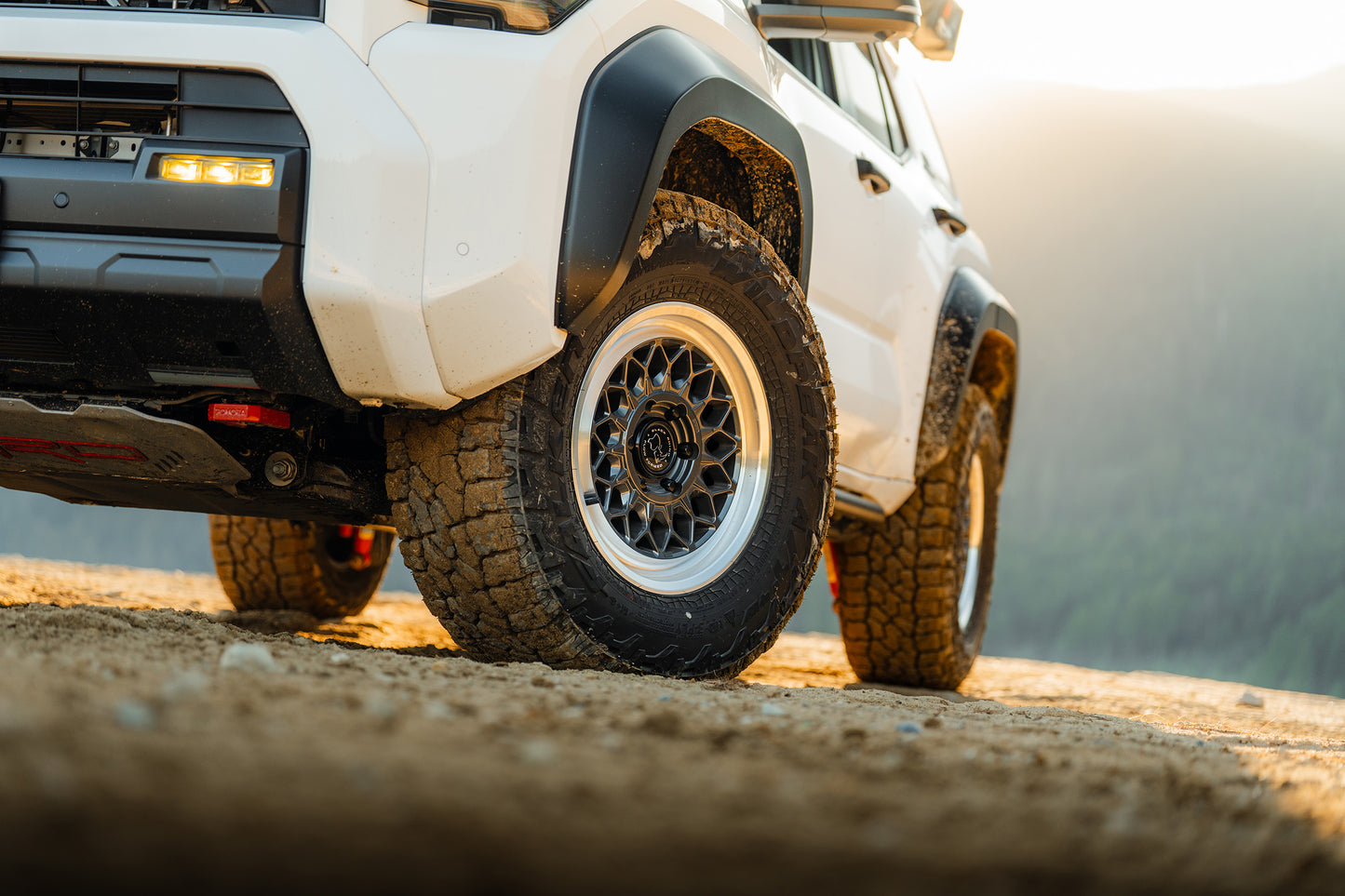 BLACK RHINO ブラックライノ ホイール BR034 GRAZ | GLOSS GUNMETAL W/ MACHINED LIP