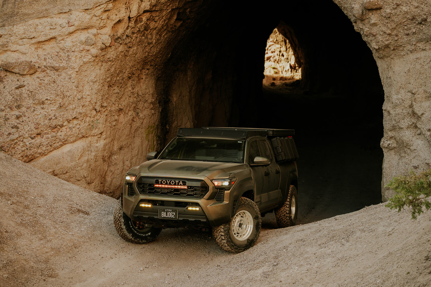 BLACK RHINO ブラックライノ ホイール BR600 VAGABOND | GLOSS SILVER W/ MACHINED FACE