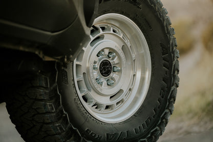 BLACK RHINO ブラックライノ ホイール BR600 VAGABOND | GLOSS SILVER W/ MACHINED FACE