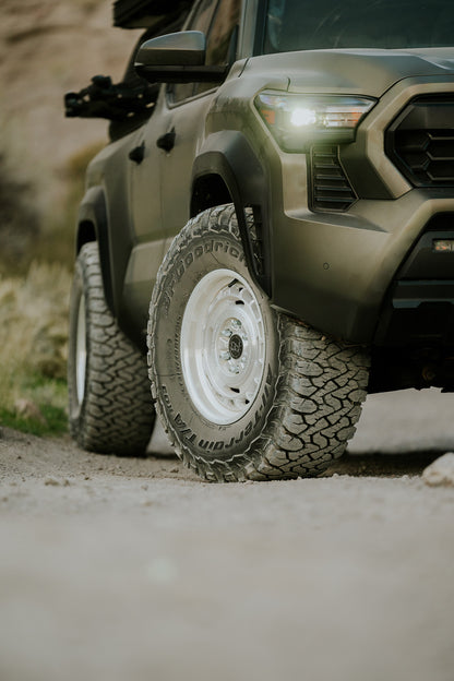 BLACK RHINO ブラックライノ ホイール BR600 VAGABOND | GLOSS SILVER W/ MACHINED FACE