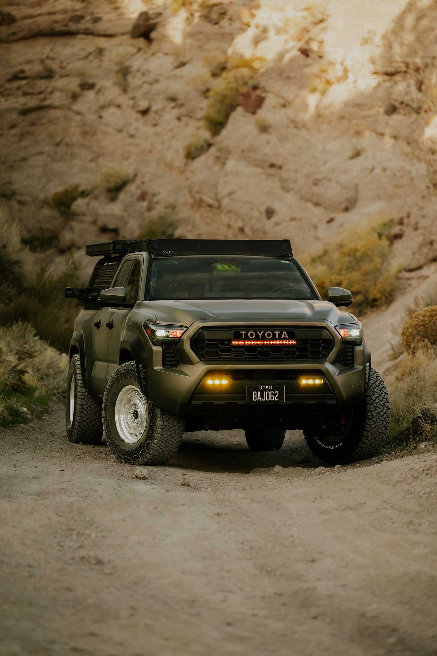 BLACK RHINO ブラックライノ ホイール BR600 VAGABOND | GLOSS SILVER W/ MACHINED FACE