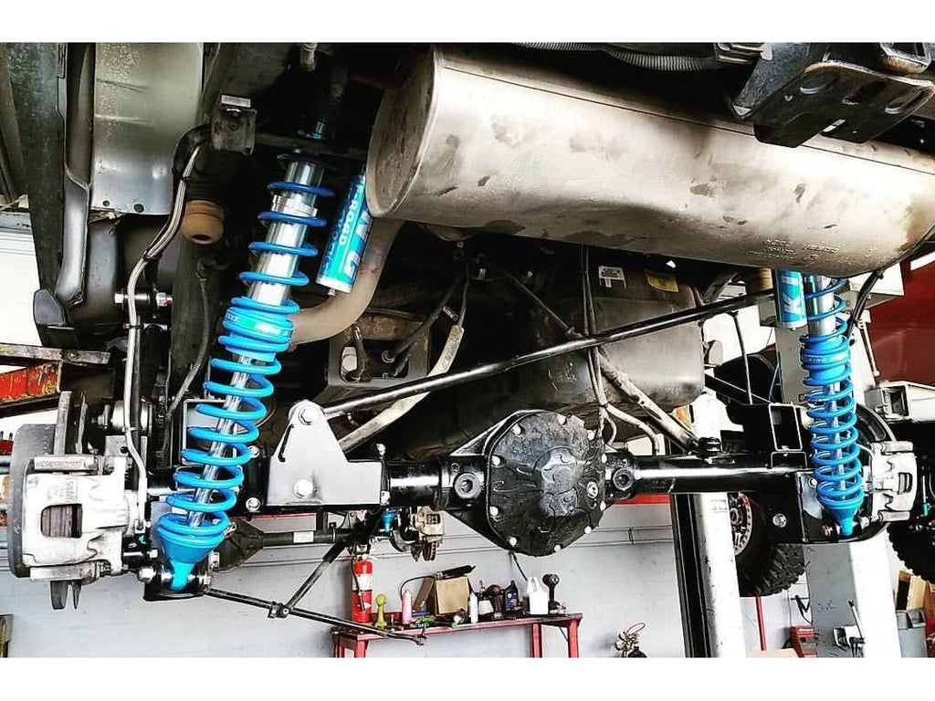 EVO Manufacturing ボルトオン リアコイルオーバーキット (JK)