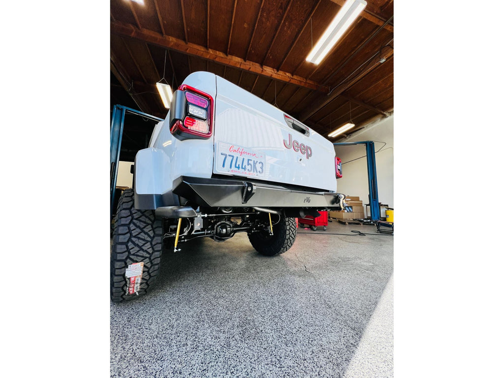 EVO Manufacturing  High N Tight  リアバンパー (JT)