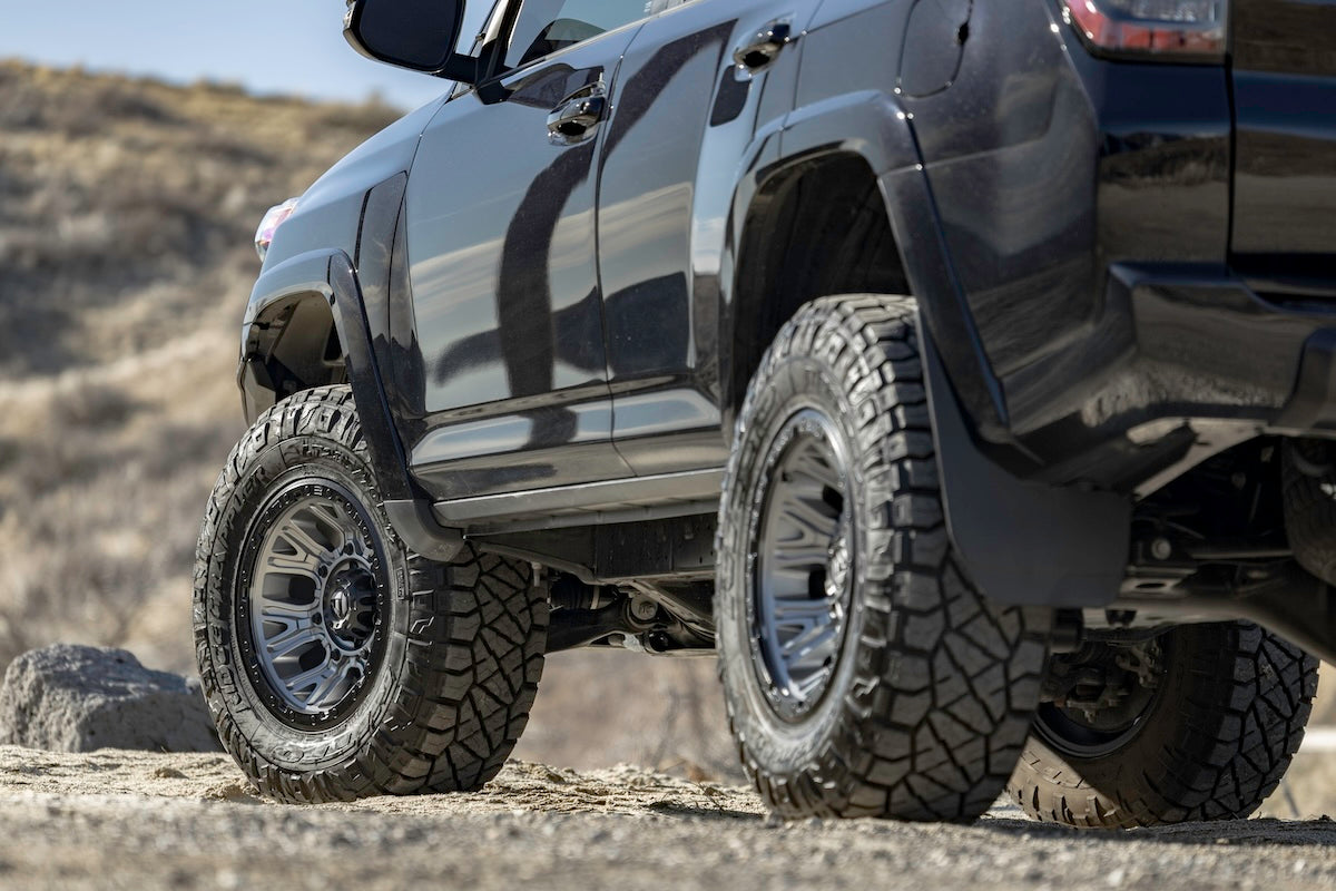 Fuel Off Road フューエルオフロード ホイール D825 TRACTION | MATTE GUNMETAL W/ BLACK RING