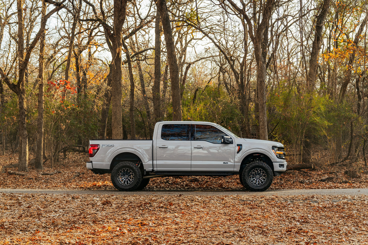 Fuel Off Road フューエルオフロード ホイール FC882 TRAX | GLOSS BLACK MACHINED FACE DARK TINTED CLEAR