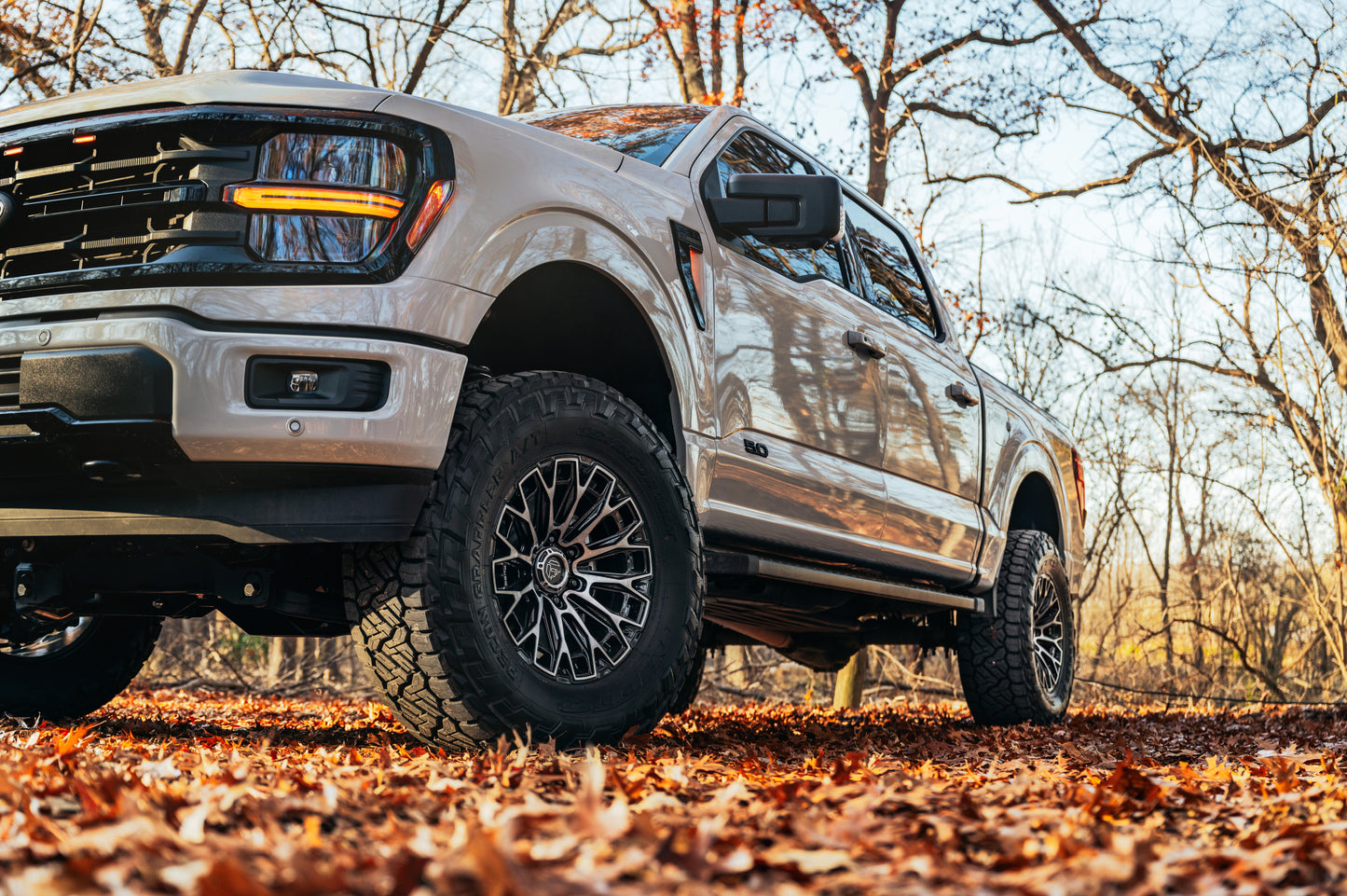 Fuel Off Road フューエルオフロード ホイール FC882 TRAX | GLOSS BLACK MACHINED FACE DARK TINTED CLEAR