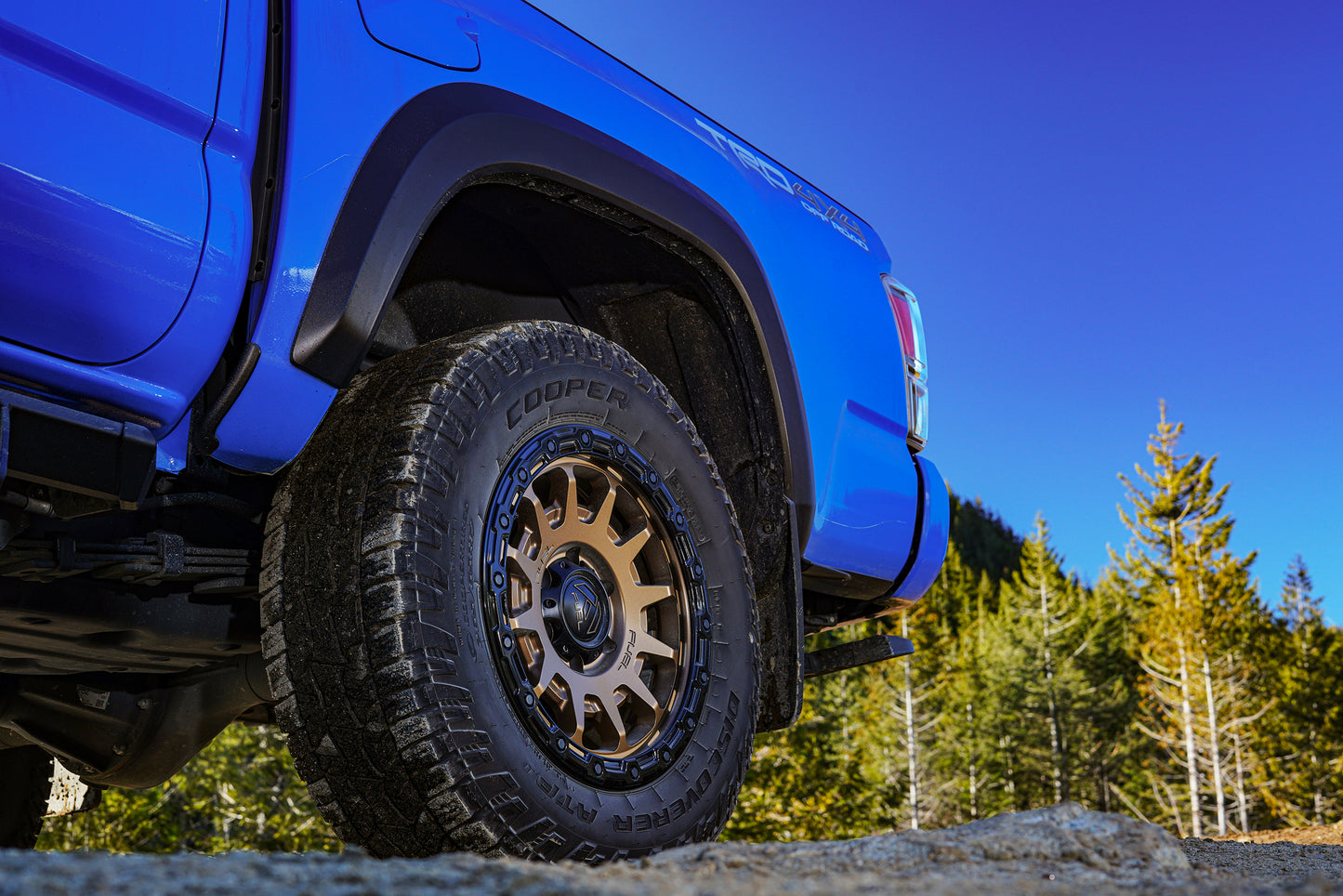 Fuel Off Road フューエルオフロード ホイール FC884 FORTRESS | MATTE BRONZE W GLOSS BLACK LIP