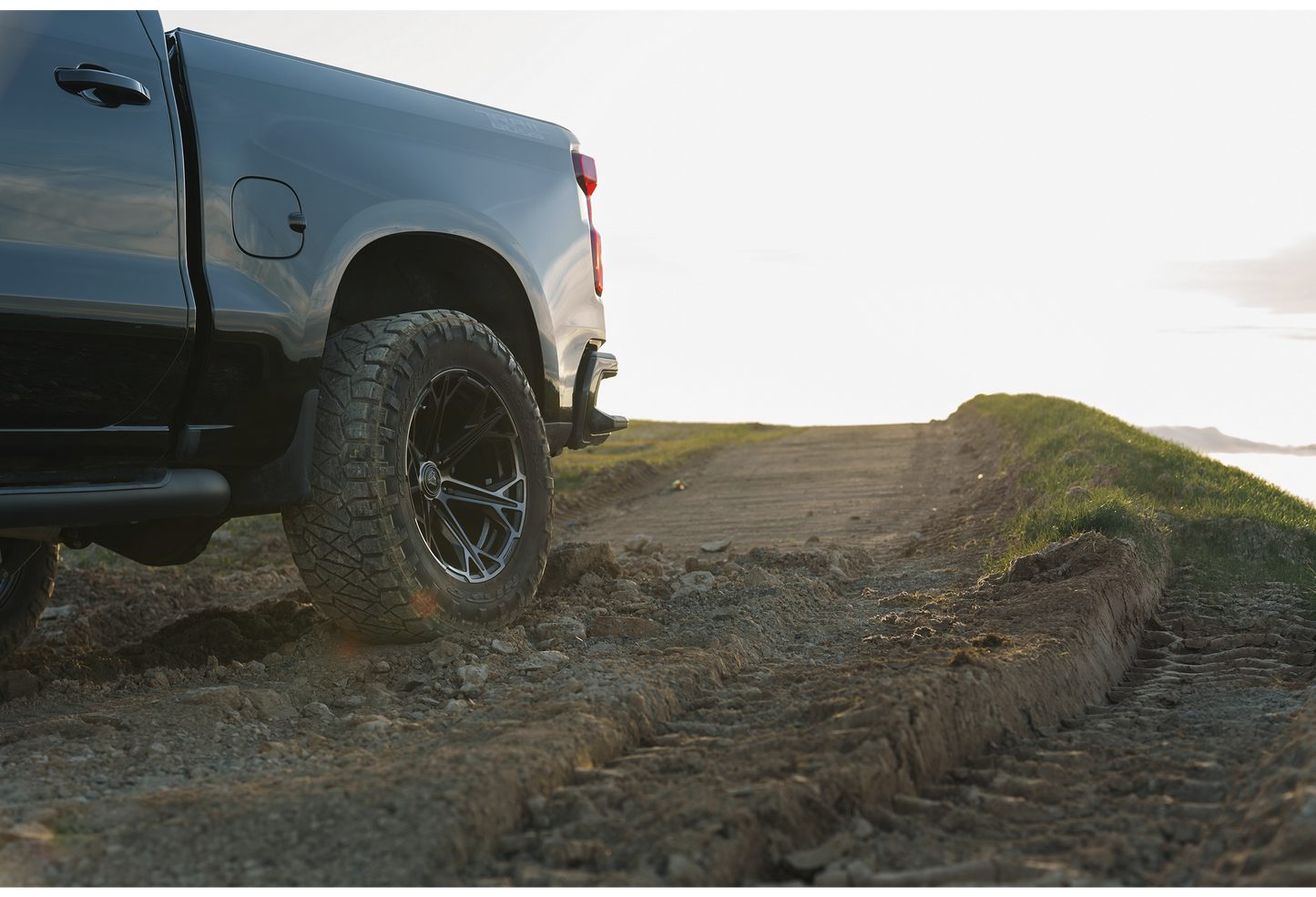 Fuel Off Road フューエルオフロード ホイール FC886 HAMMERHEAD | GLOSS BLACK DARK TINTED CLEAR