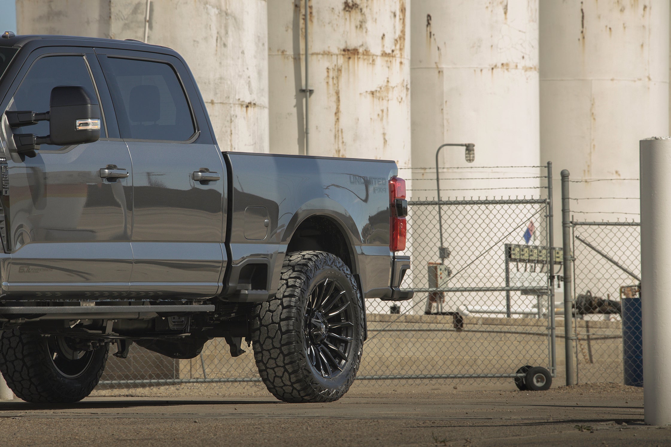Fuel Off Road フューエルオフロード ホイール FC889 BLADE | GLOSS