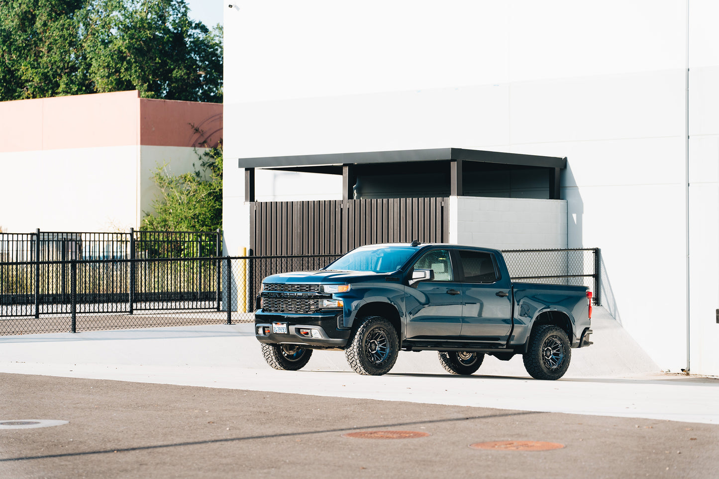 Fuel Off Road フューエルオフロード ホイール FC890 RAIL | GLOSS GUNMETAL W/ G-BLK LIP