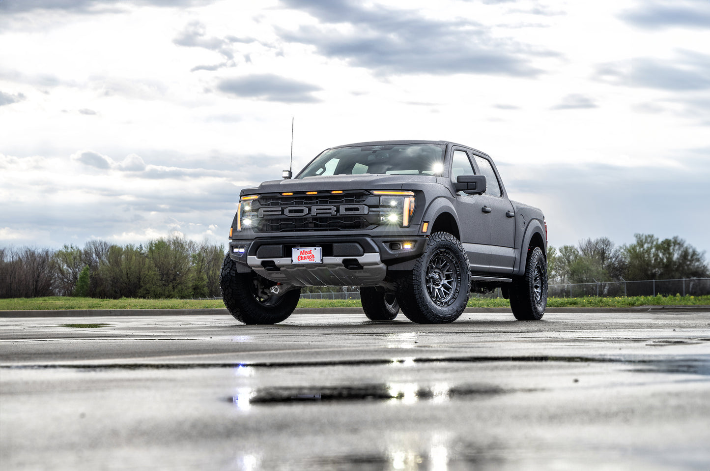 Fuel Off Road フューエルオフロード ホイール FC890 RAIL | GLOSS GUNMETAL W/ G-BLK LIP