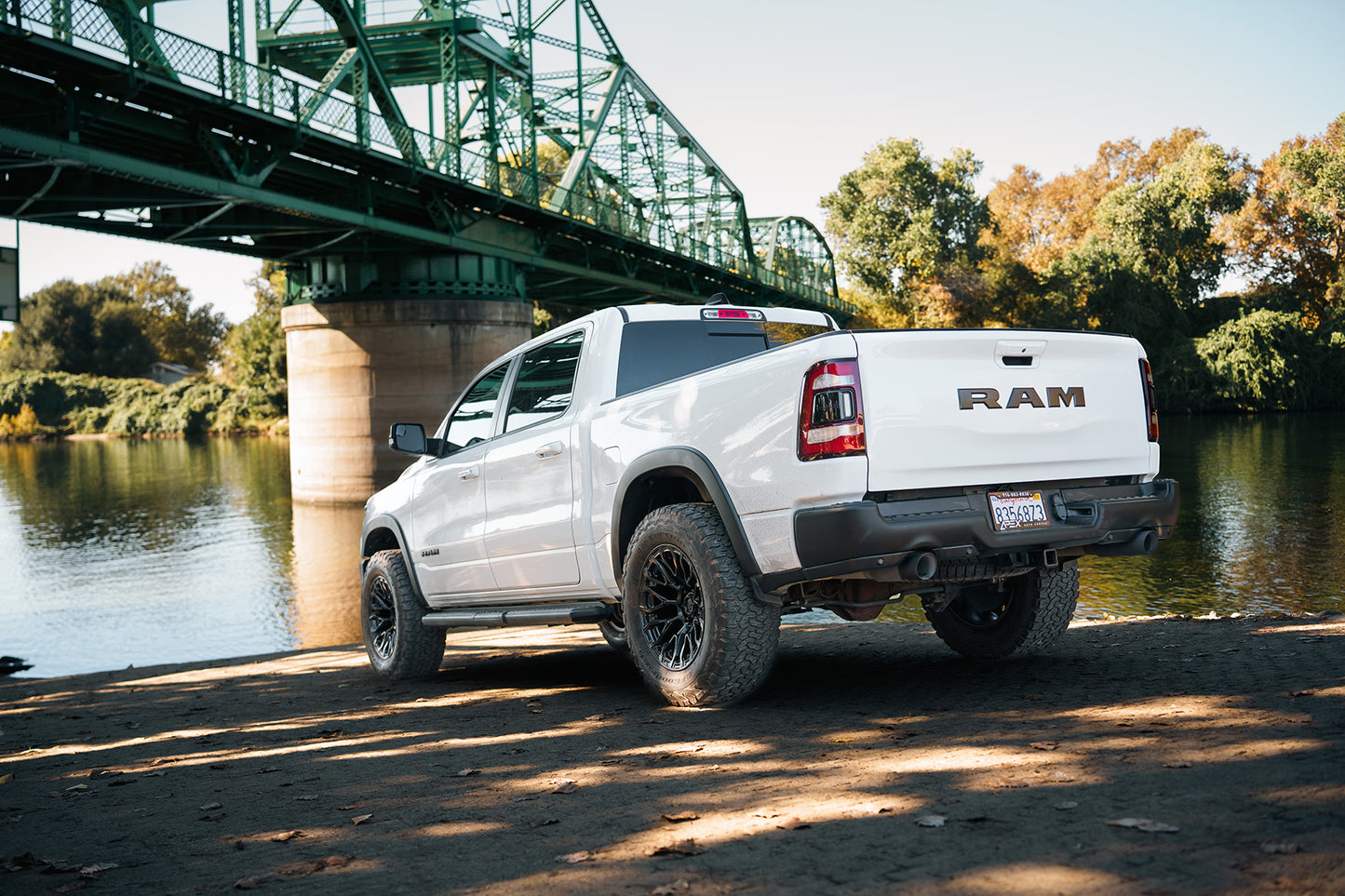 Fuel Off Road フューエルオフロード ホイール FC899 CHISEL | BLACKOUT