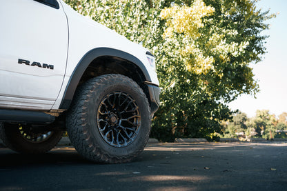 Fuel Off Road フューエルオフロード ホイール FC899 CHISEL | BLACKOUT