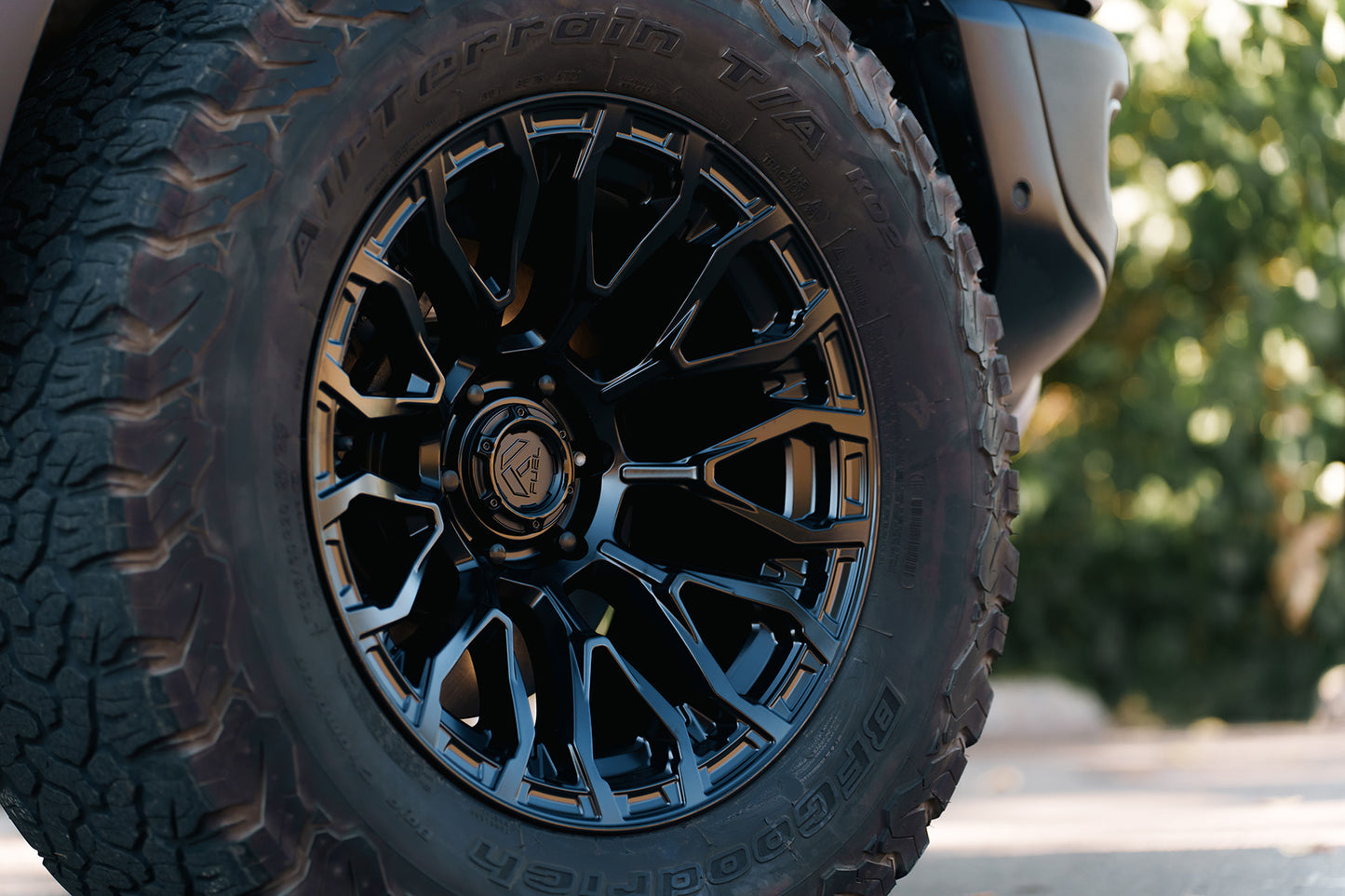 Fuel Off Road フューエルオフロード ホイール FC899 CHISEL | BLACKOUT