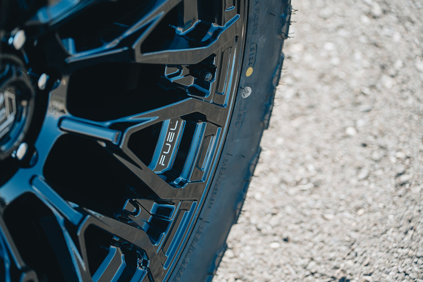 Fuel Off Road フューエルオフロード ホイール FC899 CHISEL | GLOSS BLACK