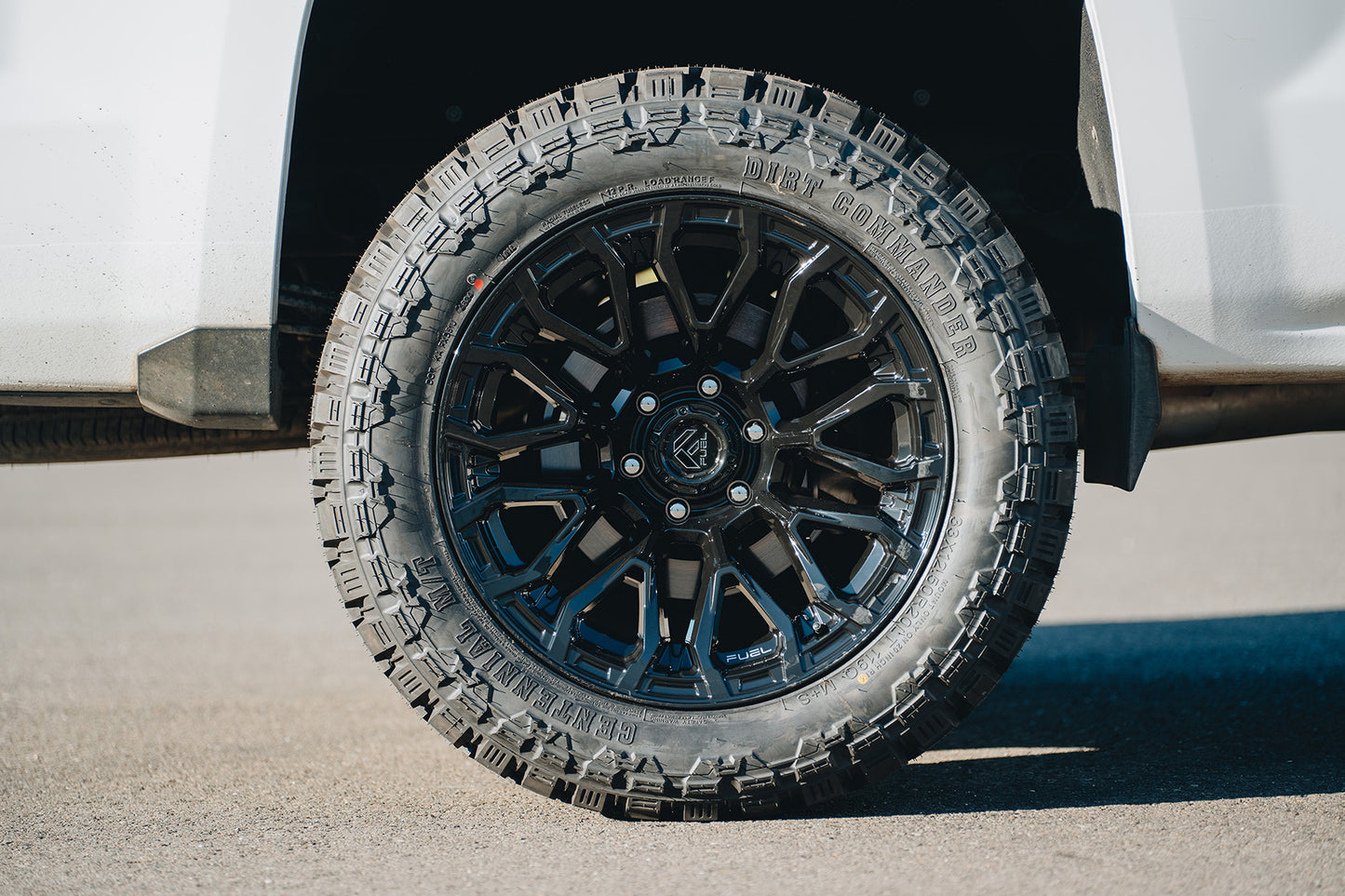 Fuel Off Road フューエルオフロード ホイール FC899 CHISEL | GLOSS BLACK