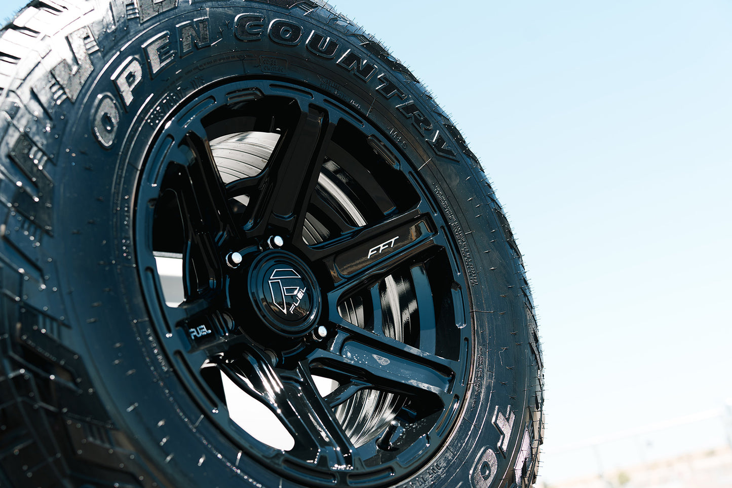 Fuel Off Road フューエルオフロード ホイール FC892 GAMBIT | GLOSS BLACK