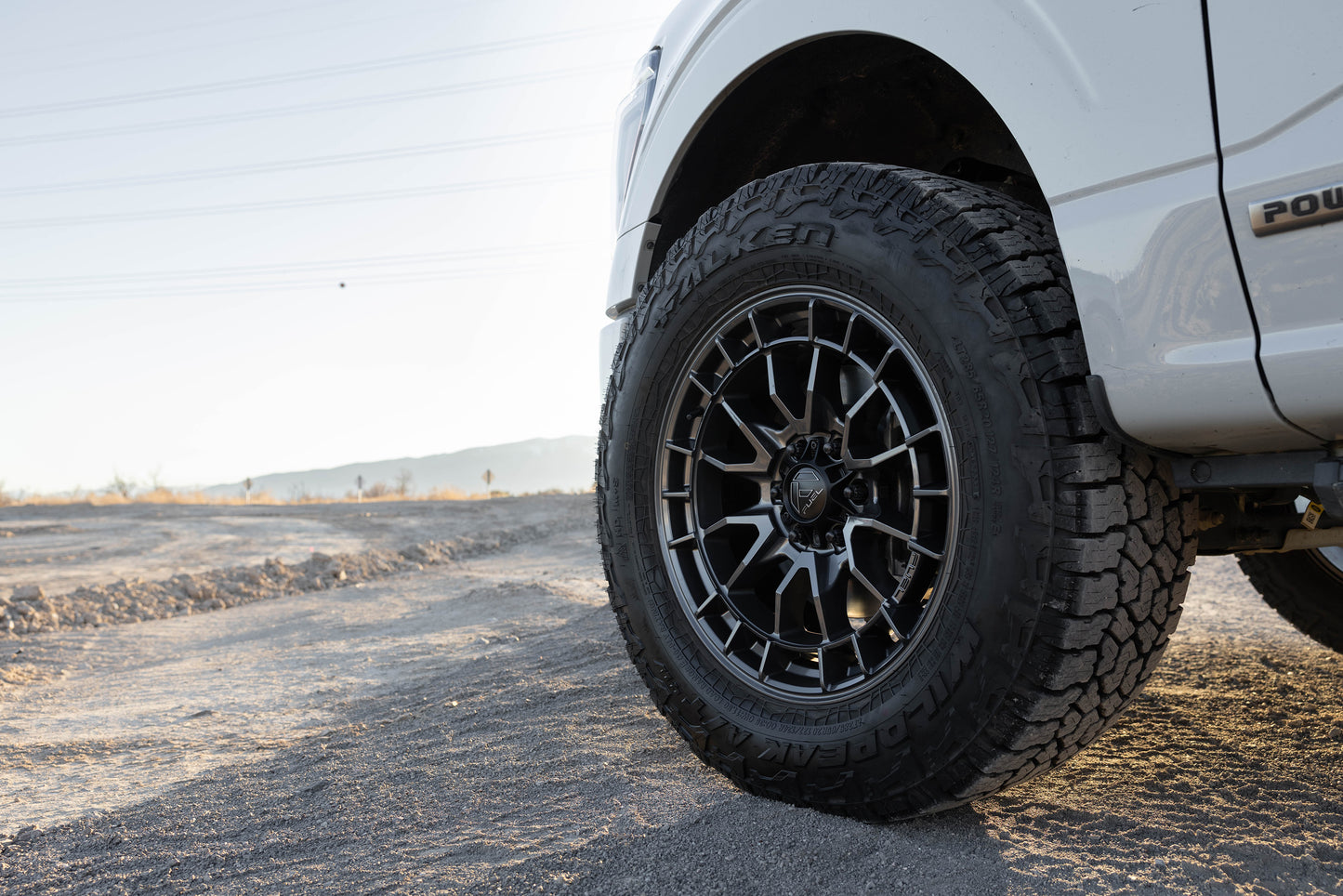 Fuel Off Road フューエルオフロード ホイール FC888 REVOLT | GLOSS GUNMETAL