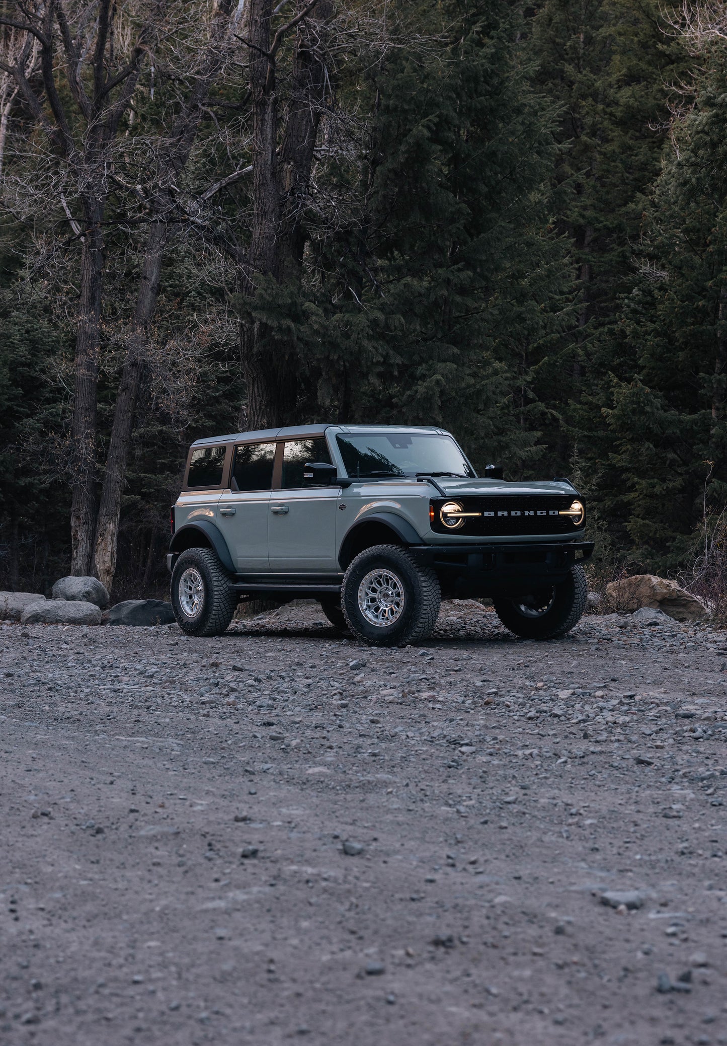 Fuel Off Road フューエルオフロード ホイール FC881 SURGE | GLOSS SILVER W/ MACHINED FACE