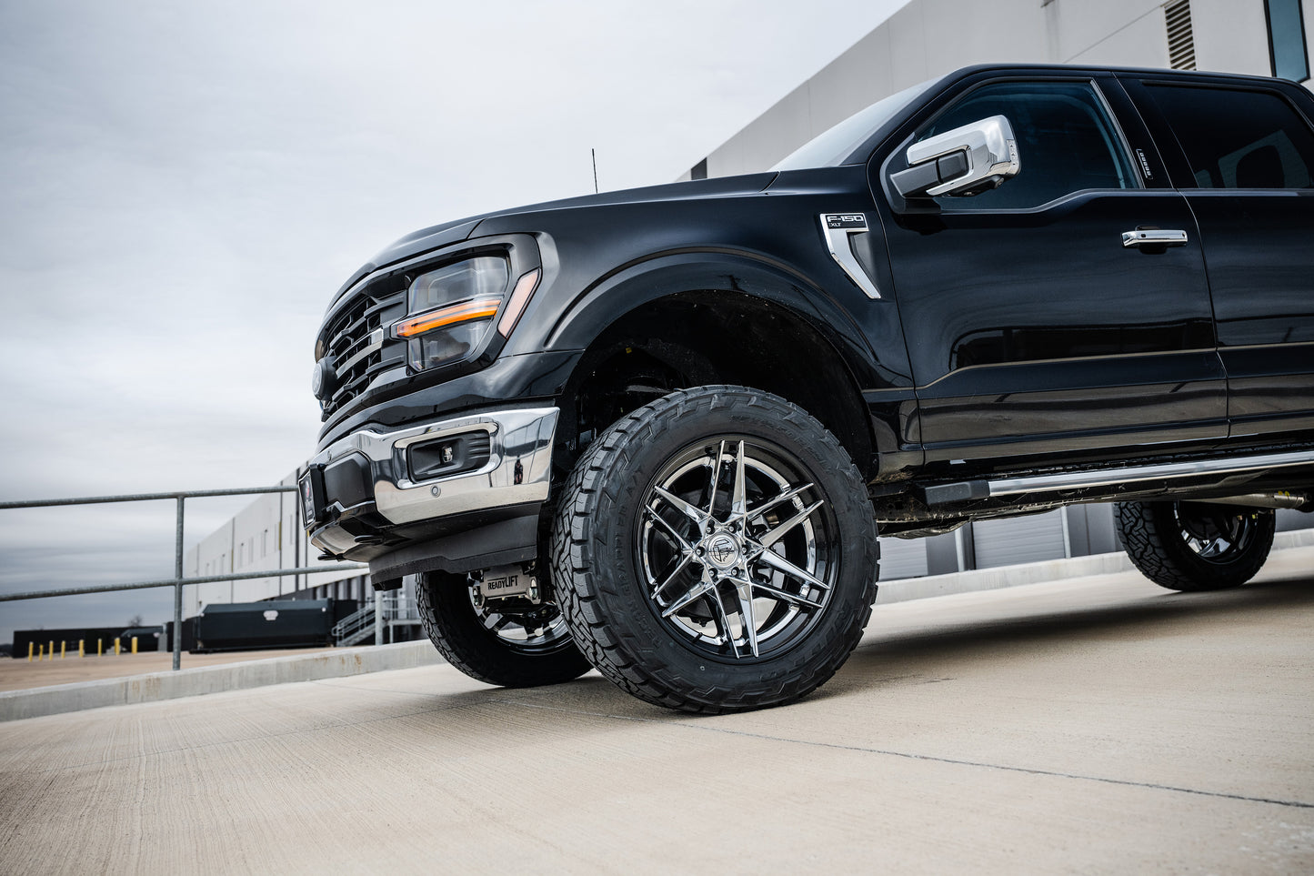 Fuel Off Road フューエルオフロード ホイール FC408 FLIGHT | CHROME W/ GLOSS BLACK LIP