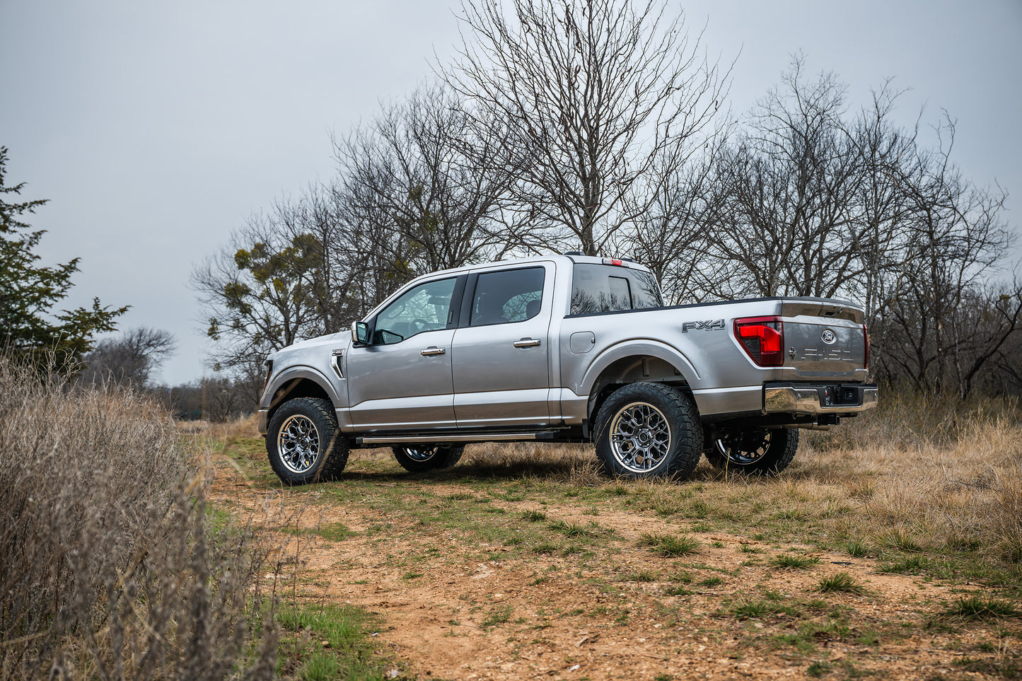Fuel Off Road フューエルオフロード ホイール FC409 HIVE | GLOSS GUNMETAL W/ CHROME LIP