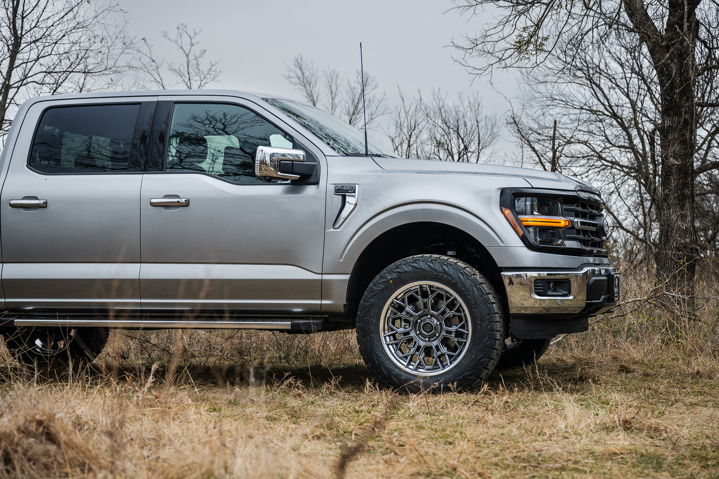 Fuel Off Road フューエルオフロード ホイール FC409 HIVE | GLOSS GUNMETAL W/ CHROME LIP