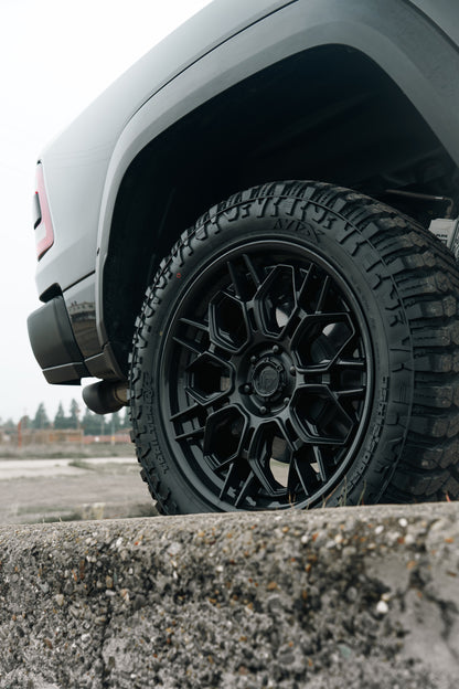 Fuel Off Road フューエルオフロード ホイール FC409 HIVE | MATTE BLACK W/ GLOSS BLACK LIP