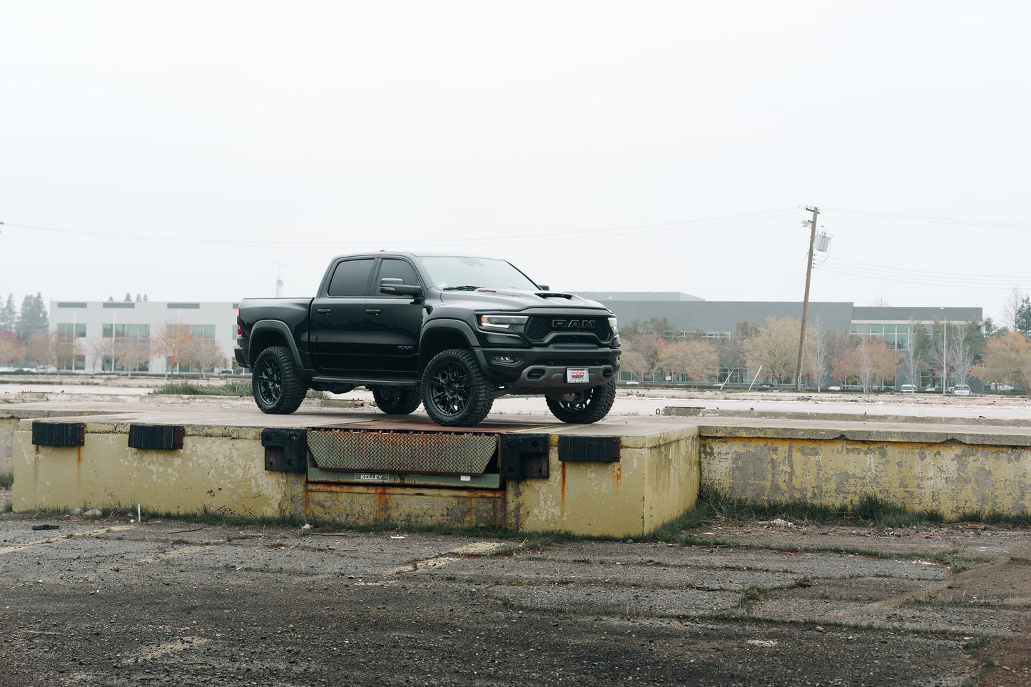 Fuel Off Road フューエルオフロード ホイール FC409 HIVE | MATTE BLACK W/ GLOSS BLACK LIP