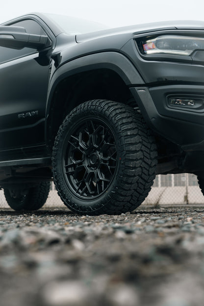 Fuel Off Road フューエルオフロード ホイール FC409 HIVE | MATTE BLACK W/ GLOSS BLACK LIP