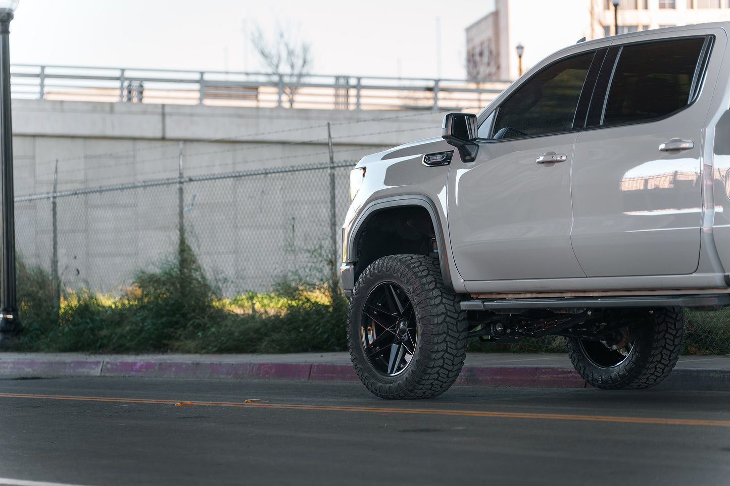 Fuel Off Road フューエルオフロード ホイール FC408 FLIGHT | MATTE BLACK W/ GLOSS BLACK LIP