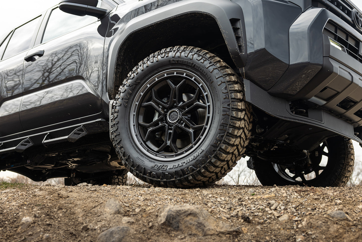 Fuel Off Road フューエルオフロード ホイール FC896 HEATHEN | GLOSS BLACK GLOSS GUNMETAL LIP