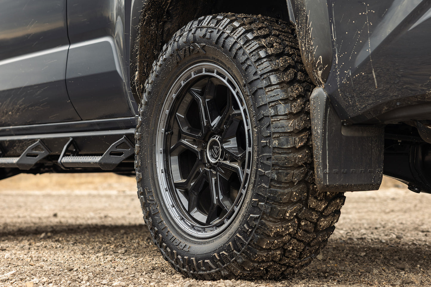 Fuel Off Road フューエルオフロード ホイール FC896 HEATHEN | GLOSS BLACK GLOSS GUNMETAL LIP